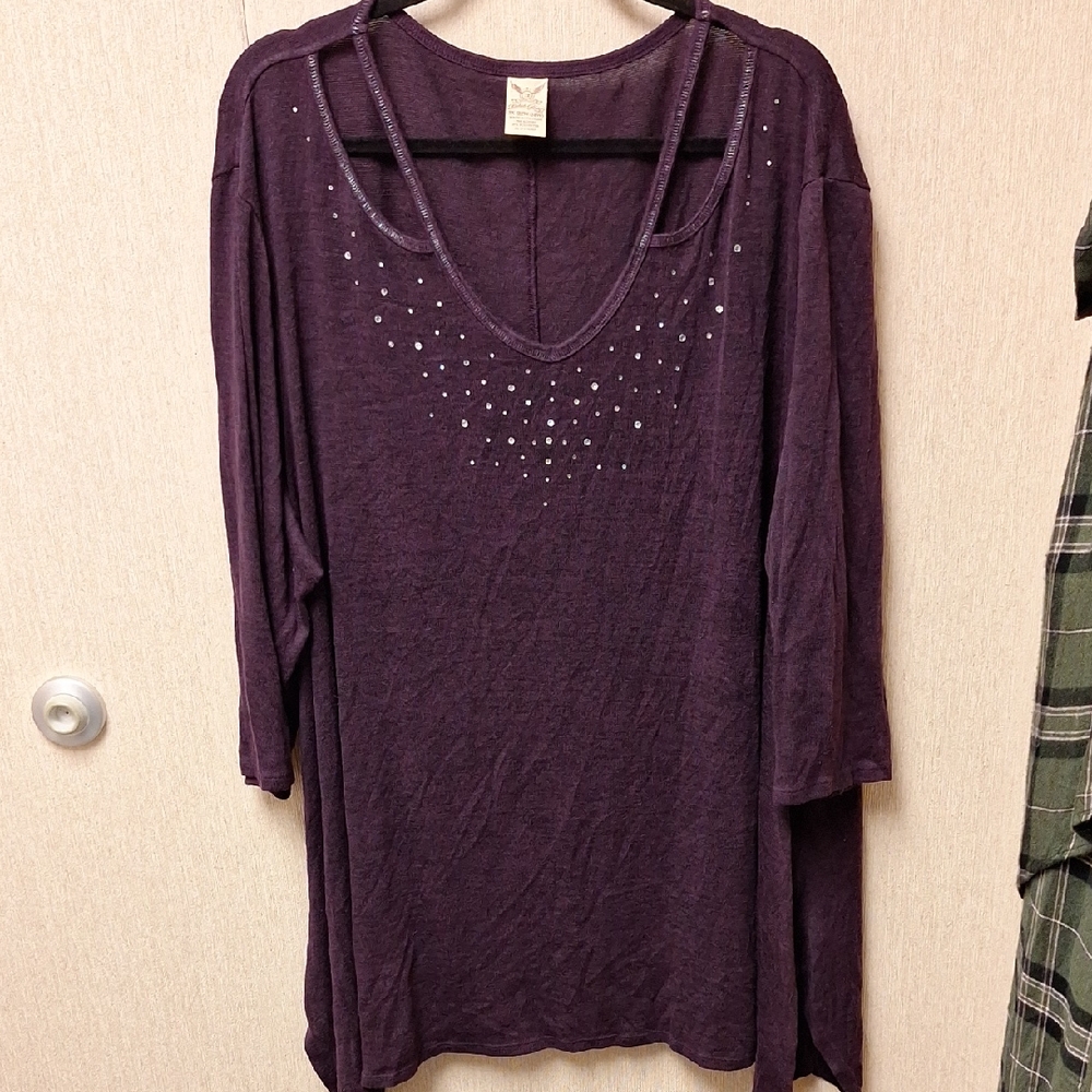 Faded Glory Women's Long Sleeve Top in Deep Purple
